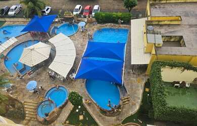 Imagem: O quarto possui 1 Dormitório, Acomodam 5 pessoas, 1 Vaga na