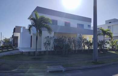 Imagem: A casa em condomínio possui 5 Dormitórios, 5 Banheiros, 3