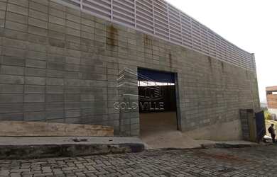 Imagem: O depósito possui 2 Vagas na garagem e 250m² de Área e está