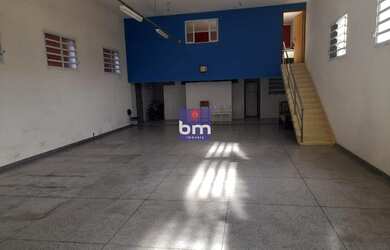 Imagem 1: Locação Galpão com 150,00 m², 4 vaga s . Parque Arariba, São Paulo