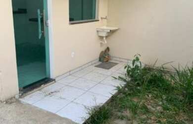 Imagem: A casa possui 2 Dormitórios, 1 Banheiro, 1 Vaga na garagem