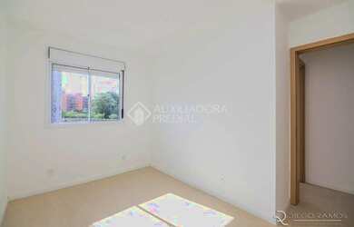 Imagem 13: PORTO ALEGRE - Apartamento Padrão - Jardim Carvalho