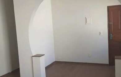 Imagem: A casa possui 2 Dormitórios, 1 Banheiro, 60m² de Área e