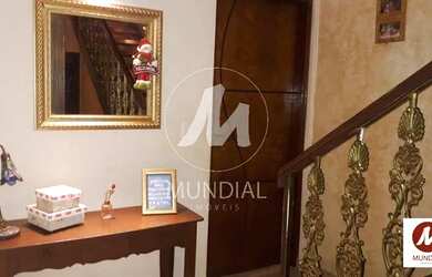 Imagem: O depósito possui 3 Vagas na garagem, 200m² de Área e está