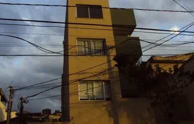 Imagem: O apartamento possui 2 Dormitórios, 1 Banheiro, 2 Vagas na