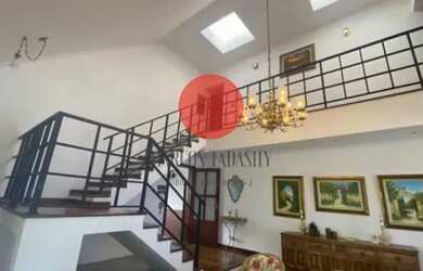 Imagem: A casa em condomínio possui 4 Dormitórios, 5 Banheiros, 5