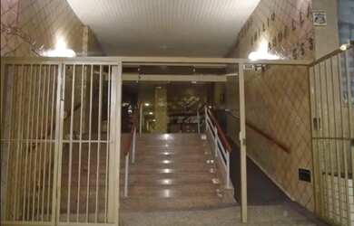 Imagem: O apartamento possui 1 Dormitório, 1 Banheiro, 1 Vaga na garagem