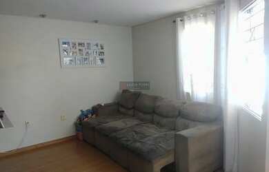 Imagem: A casa em condomínio possui 3 Dormitórios, 2 Banheiros, 1