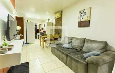 Imagem: A casa em condomínio possui 2 Dormitórios, 1 Banheiro, 2 Vagas