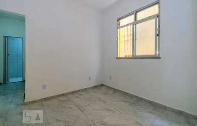 Imagem: A casa possui 2 Dormitórios, 2 Banheiros, 60m² de Área e