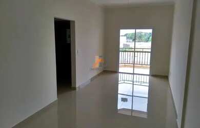 Imagem: O apartamento possui 2 Dormitórios, 2 Banheiros, 2 Vagas na