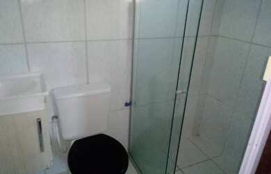 Imagem: A casa possui 3 Dormitórios, 2 Banheiros e está localizado