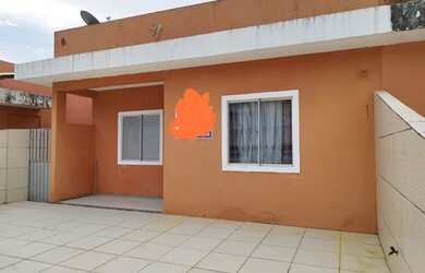 Imagem: A casa em condomínio possui 2 Dormitórios, 2 Banheiros, 1