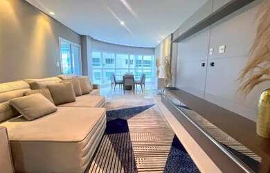 Imagem: O apartamento possui 4 Dormitórios, 3 Banheiros, 3 Vagas na