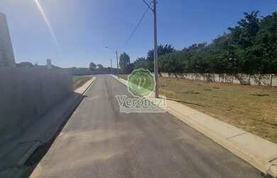 Imagem 4: Ótimo terreno à venda no condomínio fechado Vale do Avecuia em Porto...