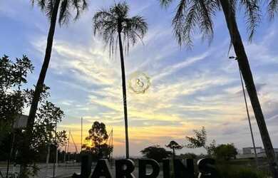 Imagem: O terreno possui 360m² de Área e está localizado em Nova