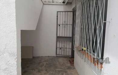 Imagem 7: Apartamento térreo de um quarto no bairro Santana em Porto Alegre