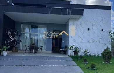 Imagem: A casa em condomínio possui 5 Banheiros, 4 Vagas na garagem