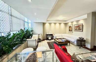 Imagem: O apartamento possui 4 Dormitórios, 5 Banheiros, 2 Vagas na