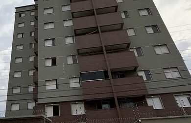 Imagem: O apartamento possui 3 Dormitórios, 2 Banheiros, 2 Vagas na