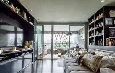 Imagem: O apartamento possui 1 Dormitório, 2 Banheiros, 1 Vaga na garagem