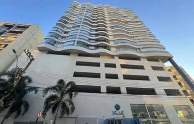 Imagem: O apartamento possui 3 Dormitórios, 2 Banheiros, 2 Vagas na