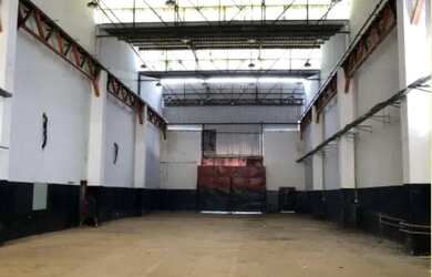 Imagem: O depósito possui 2.000m² de Área e está localizado em
