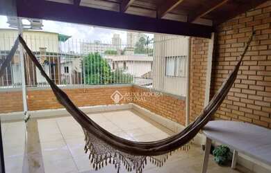 Imagem: O apartamento possui 3 Dormitórios, 2 Banheiros, 1 Vaga na