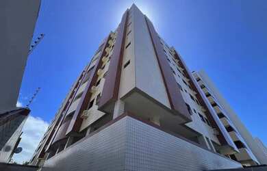 Imagem: O apartamento possui 4 Dormitórios, 3 Banheiros, 2 Vagas na