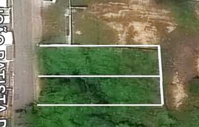 Imagem: O terreno possui 300m² de Área e está localizado em Glória