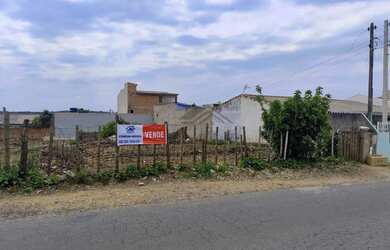 Imagem: O terreno possui 360m² de Área e está localizado em Estados