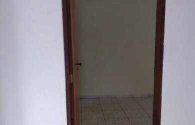 Imagem 2: Quitinete. 1 Vaga na garageme1 Dormitório