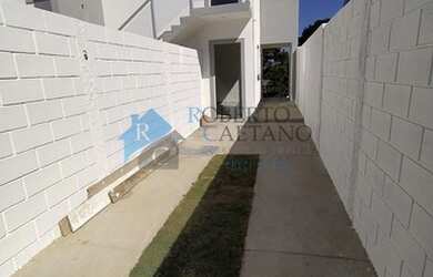 Imagem: A casa possui 2 Dormitórios, 1 Banheiro, 1 Vaga na garagem