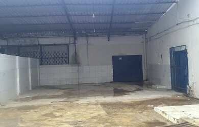 Imagem: O depósito possui 460m² de Área e está localizado em Peixinhos