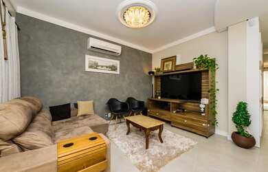 Imagem 6: CASA NO BAIRRO FAZENDA. Piscina, Churrasqueira, 132m² de Áreae2 Vagas...