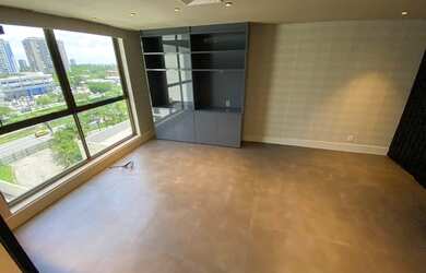 Imagem: O depósito possui 5 Vagas na garagem, 372m² de Área e está