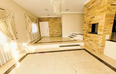 Imagem 2: Casa Alto Padrão. Piscina, Churrasqueira, Imóvel mobiliadoe468m² de...