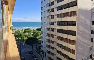 Imagem: O apartamento possui 2 Dormitórios, 2 Banheiros, 100m² de