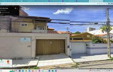 Imagem: A casa possui 3 Dormitórios, 2 Banheiros, 1 Vaga na garagem