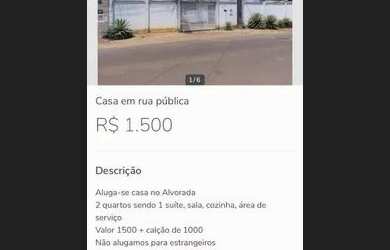 Imagem: A casa possui 2 Dormitórios, 1 Banheiro e 3 Vagas na garagem