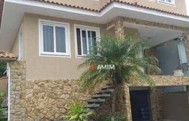 Imagem: A casa em condomínio possui 4 Dormitórios, 5 Banheiros, 3