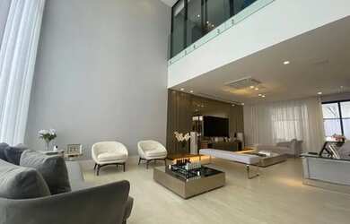 Imagem: A casa em condomínio possui 5 Dormitórios, 2 Banheiros, 4