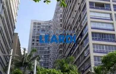 Imagem: O apartamento possui 2 Dormitórios, 2 Banheiros, 80m² de Área