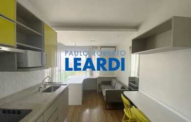 Imagem: O apartamento possui 1 Dormitório, 1 Banheiro, 1 Vaga na garagem