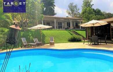 Imagem: A casa em condomínio possui 3 Dormitórios, 4 Banheiros, 4