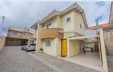 Imagem: A casa em condomínio possui 3 Dormitórios, 3 Banheiros, 2