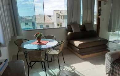 Imagem: A casa possui 2 Dormitórios e 2 Vagas na garagem e está localizado