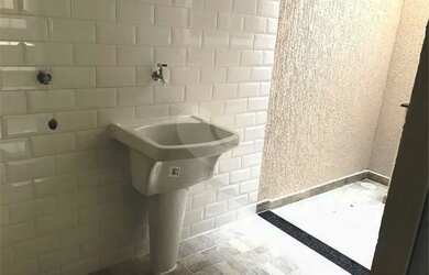 Imagem 6: Casas em condomínio fechado