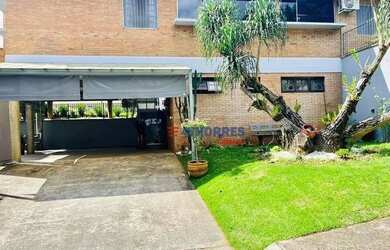 Imagem: A casa em condomínio possui 3 Dormitórios, 4 Banheiros, 5