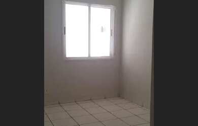 Imagem: A casa em condomínio possui 3 Dormitórios, 2 Banheiros, 2